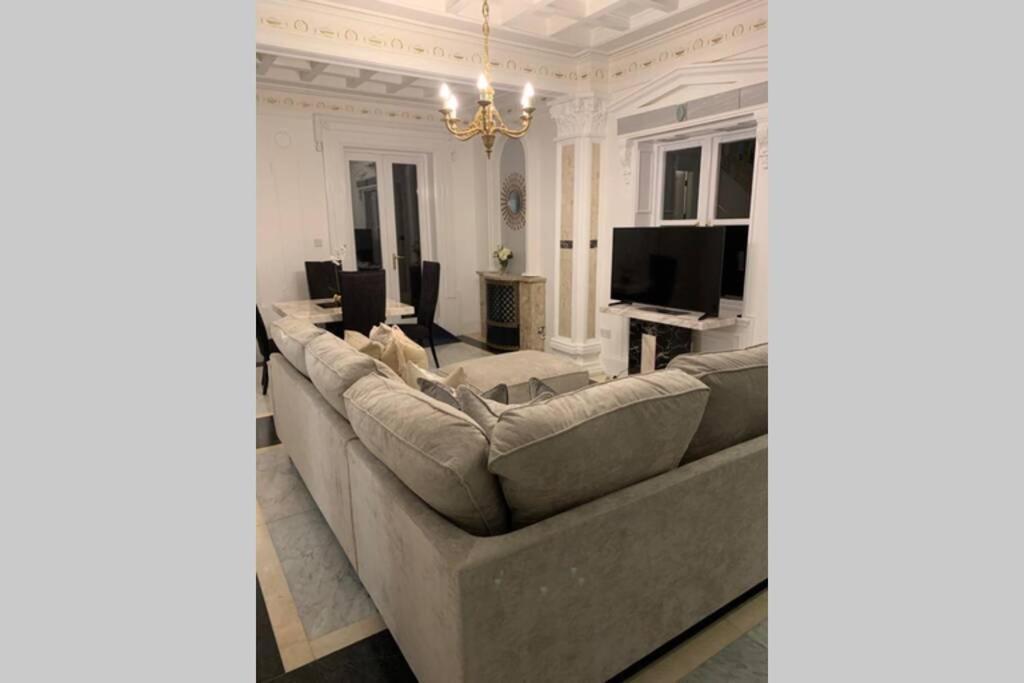 Old Park Villa تيلفورد المظهر الخارجي الصورة